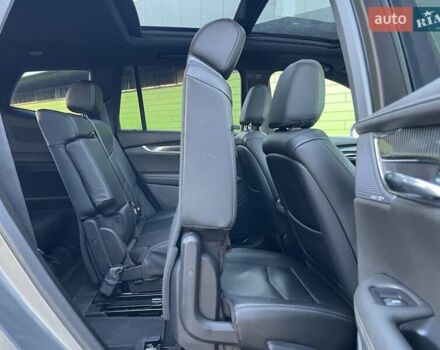 Серый Кадиллак XT6, объемом двигателя 3.65 л и пробегом 134 тыс. км за 29000 $, фото 38 на Automoto.ua