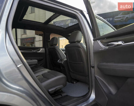 Серый Кадиллак XT6, объемом двигателя 3.65 л и пробегом 124 тыс. км за 29000 $, фото 40 на Automoto.ua