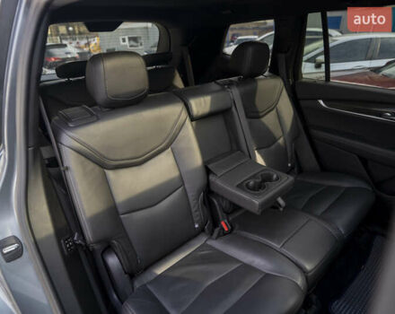 Серый Кадиллак XT6, объемом двигателя 3.65 л и пробегом 124 тыс. км за 29000 $, фото 41 на Automoto.ua