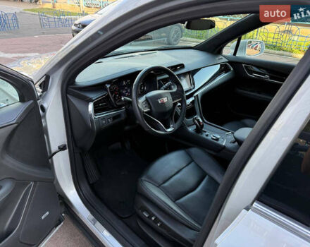 Серый Кадиллак XT6, объемом двигателя 3.6 л и пробегом 23 тыс. км за 28700 $, фото 7 на Automoto.ua