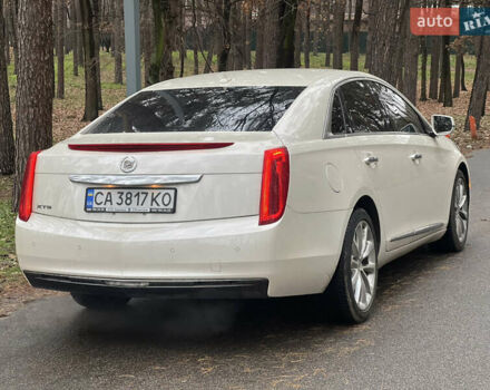 Белый Кадиллак ХТС, объемом двигателя 3.56 л и пробегом 130 тыс. км за 12000 $, фото 5 на Automoto.ua