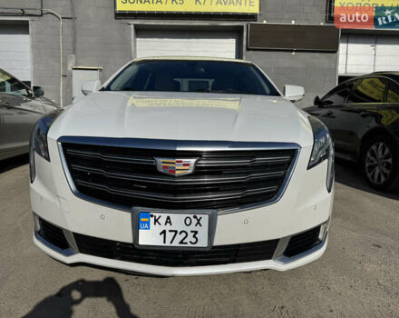 Білий Каділак ХТС, об'ємом двигуна 3.65 л та пробігом 163 тис. км за 17990 $, фото 4 на Automoto.ua