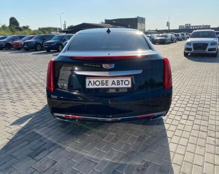 Черный Кадиллак ХТС, объемом двигателя 3.6 л и пробегом 180 тыс. км за 16600 $, фото 5 на Automoto.ua