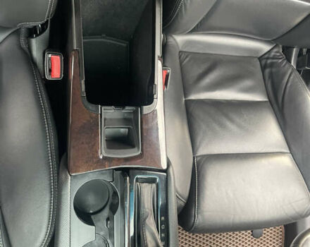 Черный Кадиллак ХТС, объемом двигателя 3.56 л и пробегом 275 тыс. км за 15600 $, фото 36 на Automoto.ua