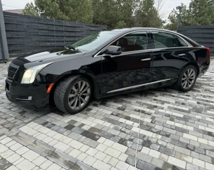 Черный Кадиллак ХТС, объемом двигателя 3.6 л и пробегом 330 тыс. км за 13000 $, фото 3 на Automoto.ua