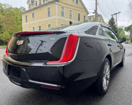 Черный Кадиллак ХТС, объемом двигателя 3.6 л и пробегом 65 тыс. км за 2300 $, фото 2 на Automoto.ua