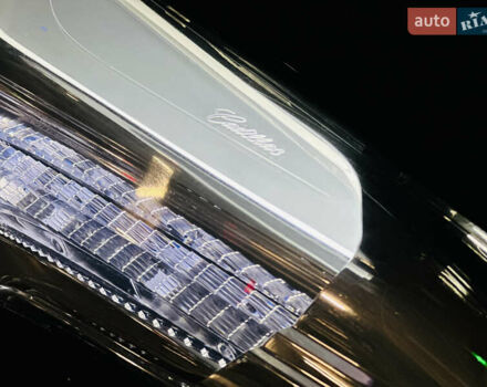 Черный Кадиллак ХТС, объемом двигателя 3.6 л и пробегом 95 тыс. км за 16999 $, фото 4 на Automoto.ua