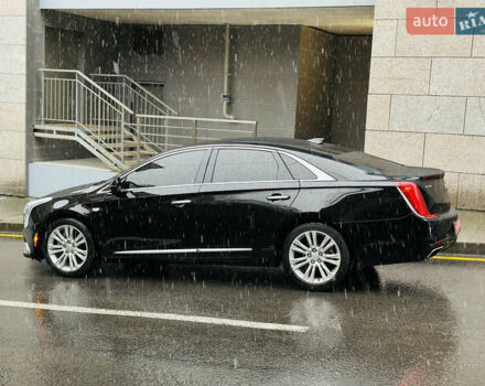 Черный Кадиллак ХТС, объемом двигателя 3.6 л и пробегом 95 тыс. км за 16999 $, фото 14 на Automoto.ua