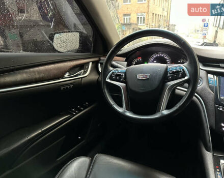 Черный Кадиллак ХТС, объемом двигателя 3.6 л и пробегом 95 тыс. км за 16999 $, фото 30 на Automoto.ua