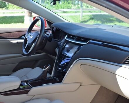 Червоний Каділак ХТС, об'ємом двигуна 3.6 л та пробігом 69 тис. км за 15800 $, фото 13 на Automoto.ua