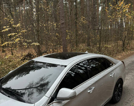 Серый Кадиллак ХТС, объемом двигателя 3.6 л и пробегом 229 тыс. км за 15900 $, фото 7 на Automoto.ua