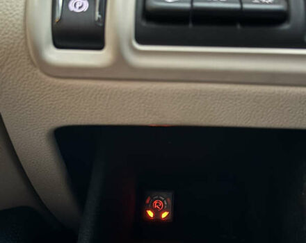 Серый Кадиллак ХТС, объемом двигателя 3.6 л и пробегом 229 тыс. км за 15900 $, фото 42 на Automoto.ua