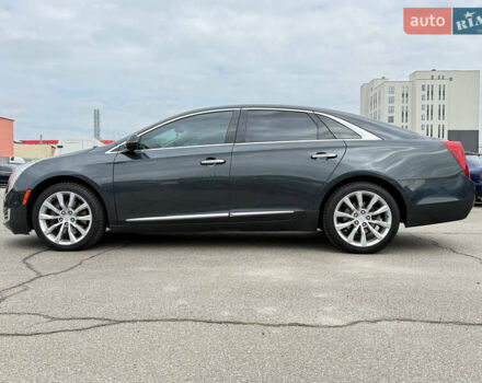 Серый Кадиллак ХТС, объемом двигателя 3.56 л и пробегом 178 тыс. км за 12000 $, фото 7 на Automoto.ua