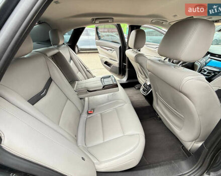 Серый Кадиллак ХТС, объемом двигателя 3.56 л и пробегом 178 тыс. км за 12000 $, фото 15 на Automoto.ua