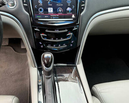 Серый Кадиллак ХТС, объемом двигателя 3.56 л и пробегом 178 тыс. км за 12000 $, фото 22 на Automoto.ua