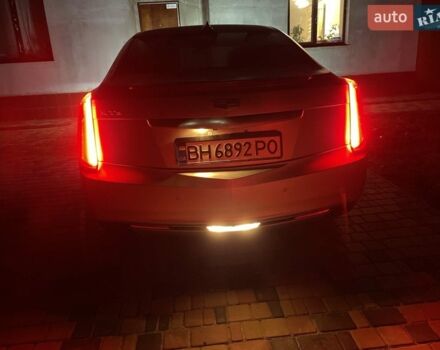 Серый Кадиллак ХТС, объемом двигателя 3.6 л и пробегом 168 тыс. км за 13500 $, фото 9 на Automoto.ua