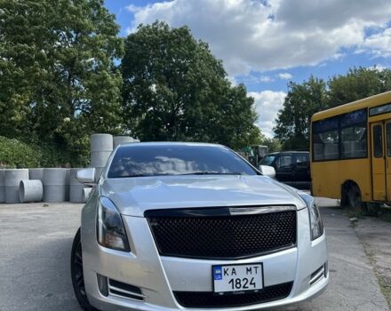 Серый Кадиллак ХТС, объемом двигателя 3.6 л и пробегом 238 тыс. км за 15033 $, фото 1 на Automoto.ua