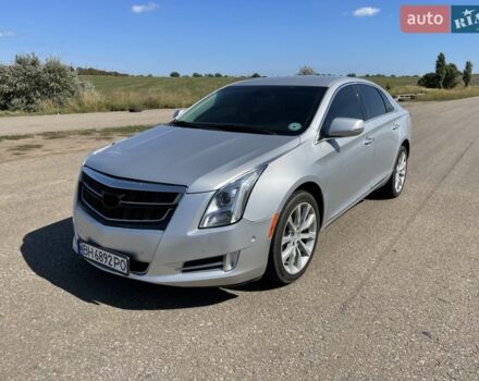 Серый Кадиллак ХТС, объемом двигателя 3.6 л и пробегом 168 тыс. км за 13500 $, фото 1 на Automoto.ua