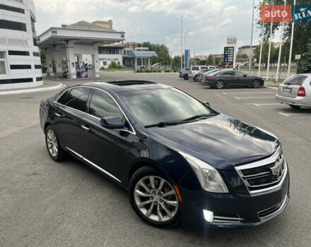 Синий Кадиллак ХТС, объемом двигателя 3.56 л и пробегом 187 тыс. км за 13900 $, фото 1 на Automoto.ua