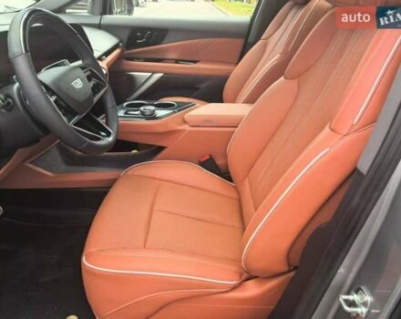 Серый Кадиллак  Optiq, объемом двигателя 0 л и пробегом 13 тыс. км за 34900 $, фото 3 на Automoto.ua