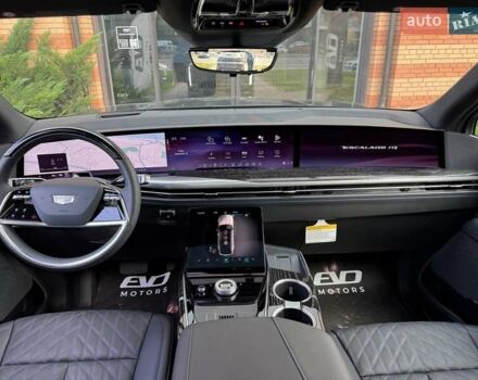 Чорний Каділак Escalade IQ, об'ємом двигуна 0 л та пробігом 1 тис. км за 155000 $, фото 23 на Automoto.ua