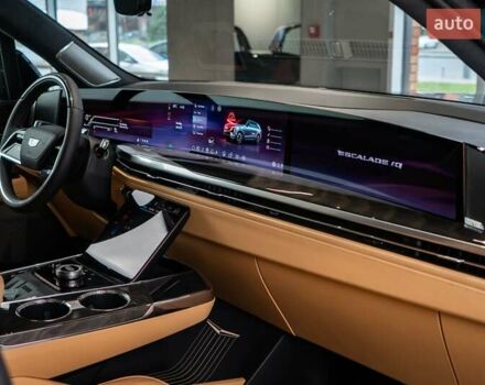 Чорний Каділак Escalade IQ, об'ємом двигуна 0 л та пробігом 1 тис. км за 169000 $, фото 45 на Automoto.ua