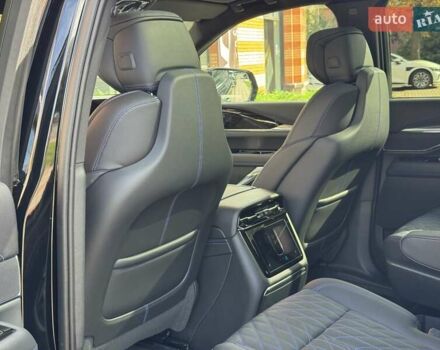 Чорний Каділак Escalade IQ, об'ємом двигуна 0 л та пробігом 1 тис. км за 155000 $, фото 38 на Automoto.ua
