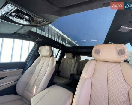 Чорний Каділак Escalade IQ, об'ємом двигуна 0 л та пробігом 2 тис. км за 158000 $, фото 5 на Automoto.ua