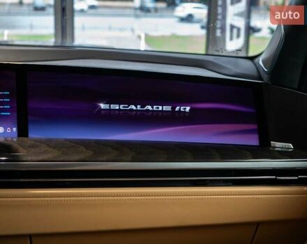 Чорний Каділак Escalade IQ, об'ємом двигуна 0 л та пробігом 1 тис. км за 169000 $, фото 31 на Automoto.ua