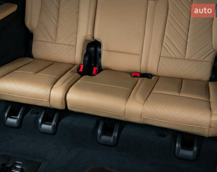 Чорний Каділак Escalade IQ, об'ємом двигуна 0 л та пробігом 1 тис. км за 169000 $, фото 60 на Automoto.ua