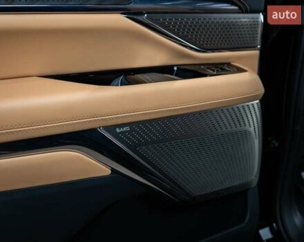 Чорний Каділак Escalade IQ, об'ємом двигуна 0 л та пробігом 1 тис. км за 169000 $, фото 51 на Automoto.ua