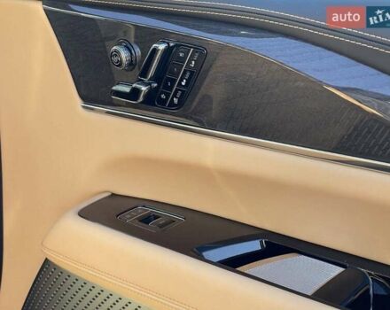 Чорний Каділак Escalade IQ, об'ємом двигуна 0 л та пробігом 2 тис. км за 158000 $, фото 13 на Automoto.ua