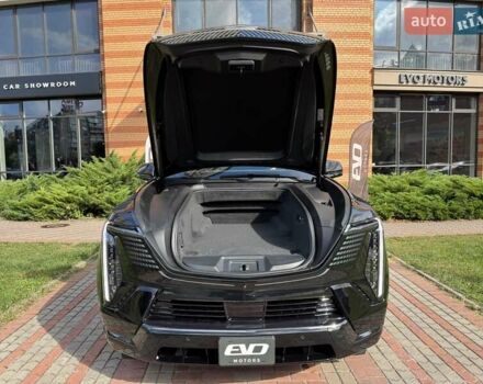 Чорний Каділак Escalade IQ, об'ємом двигуна 0 л та пробігом 1 тис. км за 155000 $, фото 15 на Automoto.ua