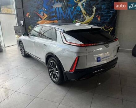 Белый Кадиллак Lyriq, объемом двигателя 0 л и пробегом 6 тыс. км за 47499 $, фото 2 на Automoto.ua