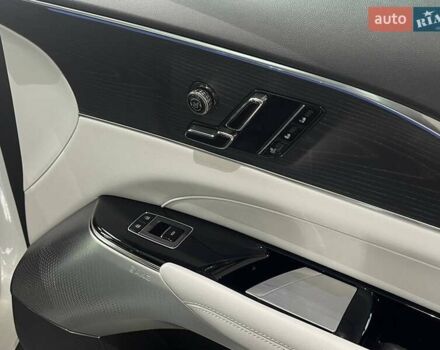 Белый Кадиллак Lyriq, объемом двигателя 0 л и пробегом 6 тыс. км за 47499 $, фото 22 на Automoto.ua