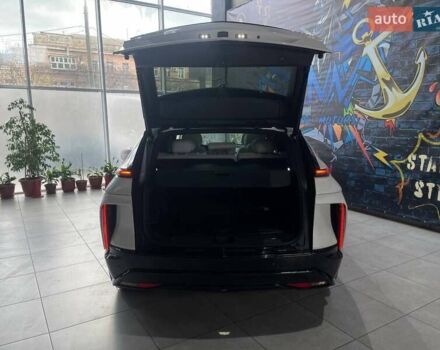 Белый Кадиллак Lyriq, объемом двигателя 0 л и пробегом 6 тыс. км за 47499 $, фото 25 на Automoto.ua