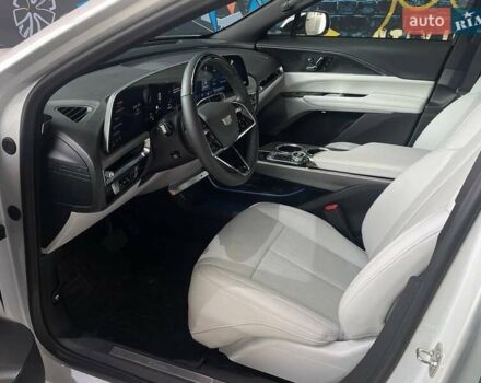 Белый Кадиллак Lyriq, объемом двигателя 0 л и пробегом 6 тыс. км за 47499 $, фото 10 на Automoto.ua