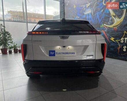 Белый Кадиллак Lyriq, объемом двигателя 0 л и пробегом 6 тыс. км за 47499 $, фото 4 на Automoto.ua