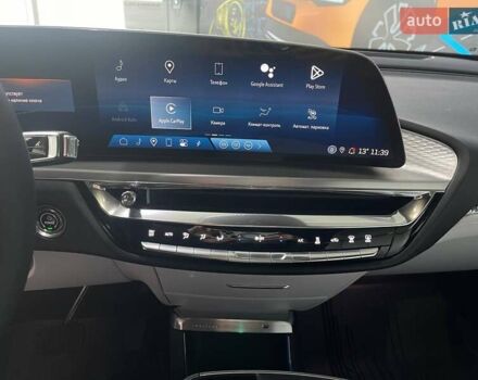 Белый Кадиллак Lyriq, объемом двигателя 0 л и пробегом 6 тыс. км за 47499 $, фото 13 на Automoto.ua