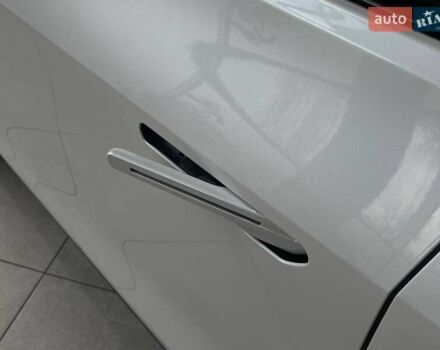 Белый Кадиллак Lyriq, объемом двигателя 0 л и пробегом 6 тыс. км за 47499 $, фото 18 на Automoto.ua