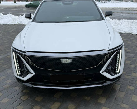 Белый Кадиллак Lyriq, объемом двигателя 0 л и пробегом 24 тыс. км за 57000 $, фото 5 на Automoto.ua