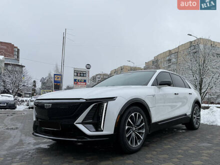 Білий Каділак Lyriq, об'ємом двигуна 0 л та пробігом 24 тис. км за 57000 $, фото 1 на Automoto.ua