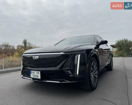 Кадиллак Lyriq 2023 в Днепре (Днепропетровске) на Automoto.ua Черный Кадиллак Lyriq, объемом двигателя 0 л и пробегом 15 тыс. км за 47000 $, фото 11 на Automoto.ua