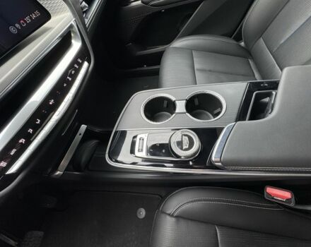 Черный Кадиллак Lyriq, объемом двигателя 0 л и пробегом 15 тыс. км за 1130 $, фото 21 на Automoto.ua