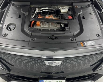 Черный Кадиллак Lyriq, объемом двигателя 0 л и пробегом 15 тыс. км за 1130 $, фото 2 на Automoto.ua