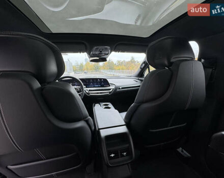 Кадиллак Lyriq 2023 в Днепре (Днепропетровске) на Automoto.ua Черный Кадиллак Lyriq, объемом двигателя 0 л и пробегом 15 тыс. км за 47000 $, фото 21 на Automoto.ua