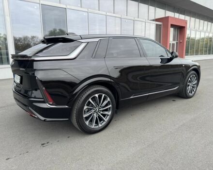 Черный Кадиллак Lyriq, объемом двигателя 0 л и пробегом 15 тыс. км за 1130 $, фото 13 на Automoto.ua