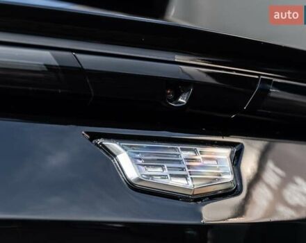 Черный Кадиллак Lyriq, объемом двигателя 0 л и пробегом 40 тыс. км за 39900 $, фото 3 на Automoto.ua