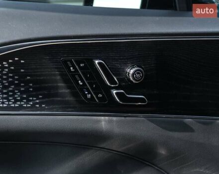 Черный Кадиллак Lyriq, объемом двигателя 0 л и пробегом 40 тыс. км за 39900 $, фото 28 на Automoto.ua