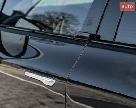 Чорний Каділак Lyriq, об'ємом двигуна 0 л та пробігом 38 тис. км за 43000 $, фото 2 на Automoto.ua